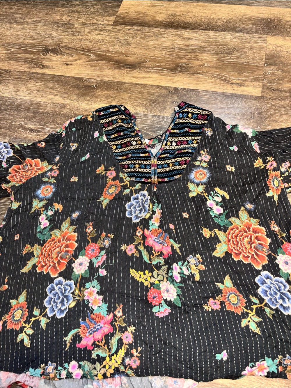 Johnny Was Black Floral Embroidered V-Neck Tunic